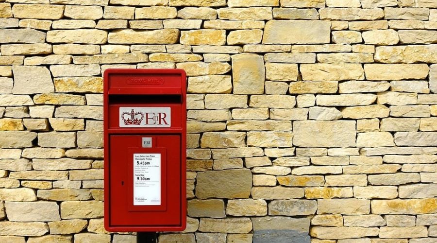 Royal Mail shares fall, FCA fines Tesco Bank, and stable price inflation